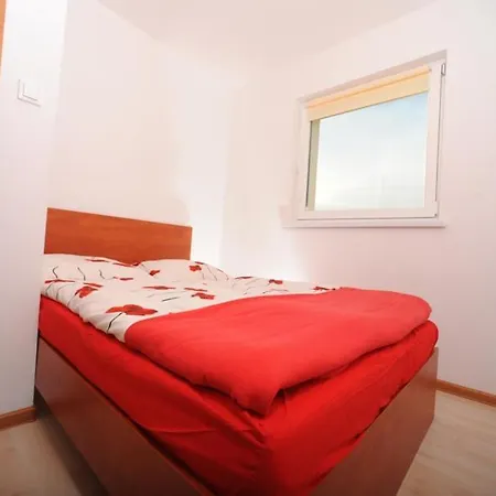 Arcadia Apartment